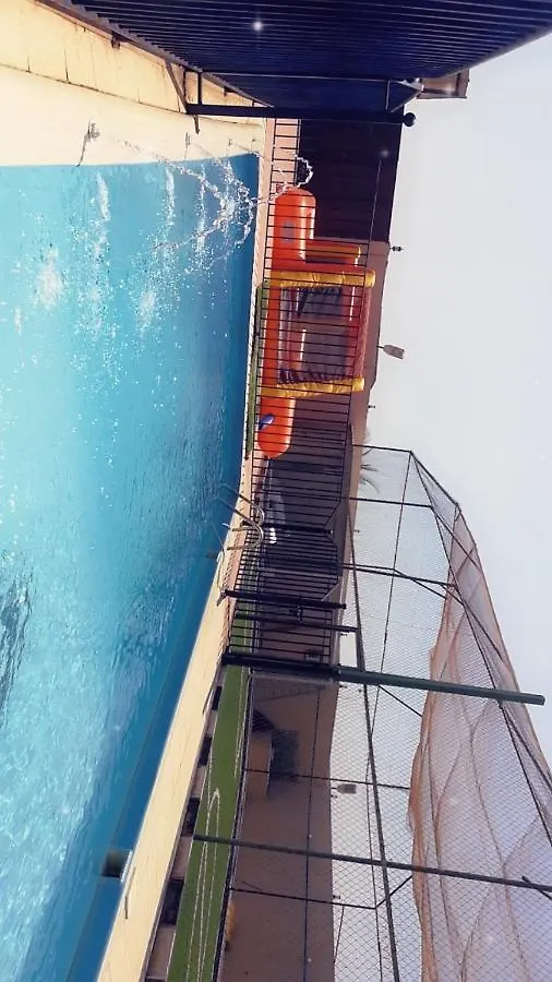 Курортный комплекс Отель استراحة الرونق Al Rownaq Chalet Джедда